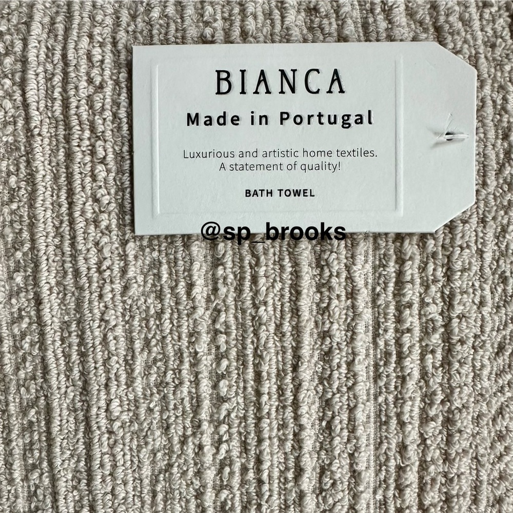 🎁2PC BIANCA Bath Towels - Taupe Cotton Boucle Textured Pattern - Picture 3 of 5